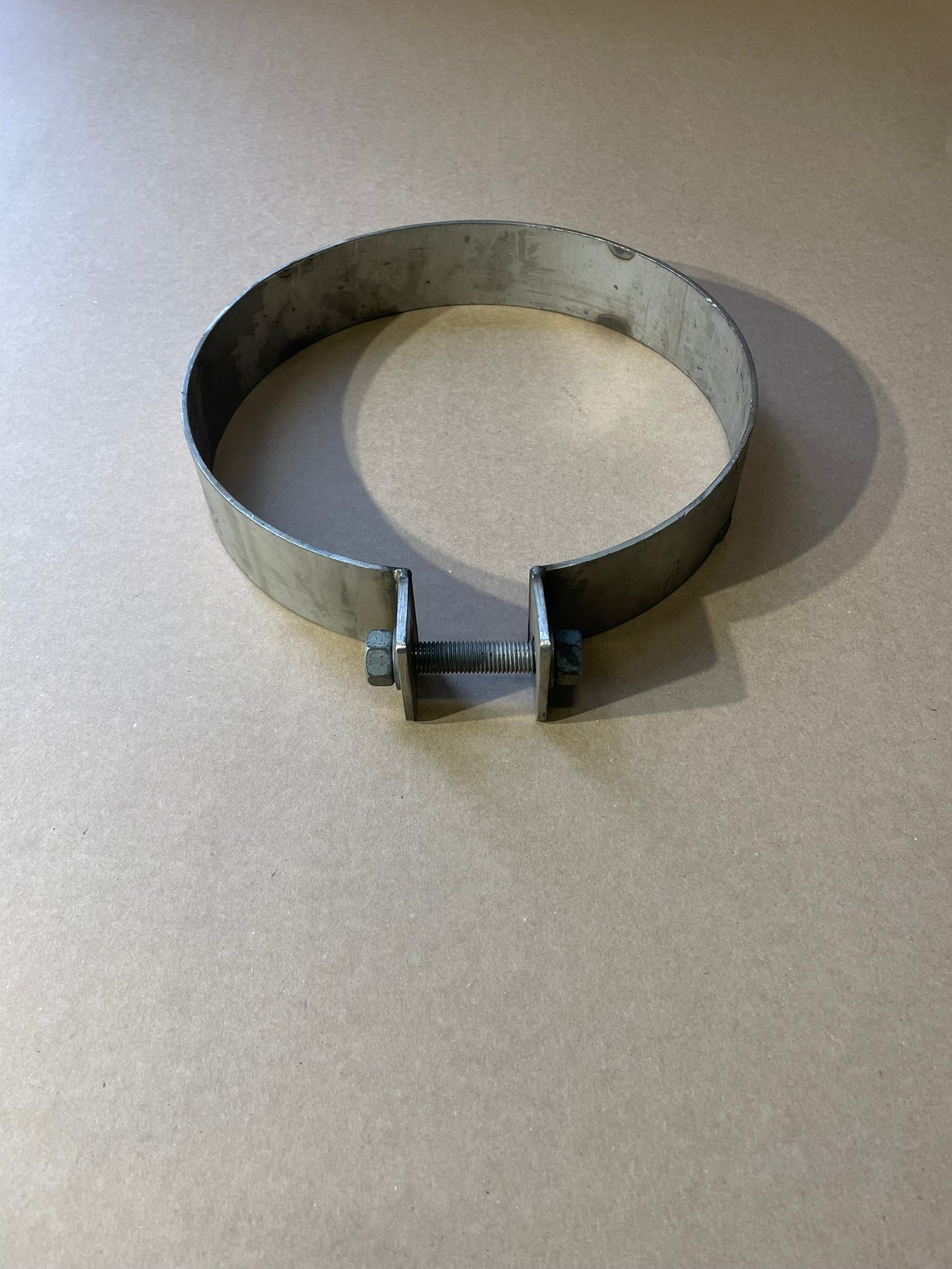 Rörkläma i Rostfritt Stål – 300 mm